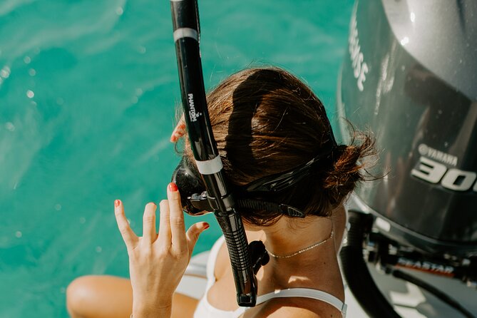 Half Day Boat Charter Around the Islands of St Thomas and St John - Enjoy the Sights and Sounds