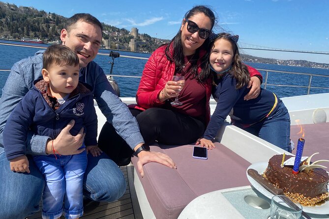 Half Day Bosphorus Cruise With Stopover on Asian Side - Highlights of the Tour