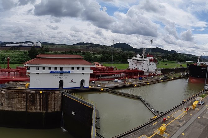 Half-Day City and Panama Canal Tour - Tour Duration and Location