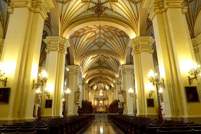 Half Day City Tour Lima - Colonial and Modern Shared - Exploring Colonial Lima
