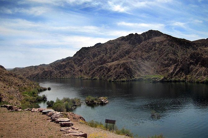 Half-Day Colorado River Paddleboard Trip - Emerald Cave and Native Flora and Fauna