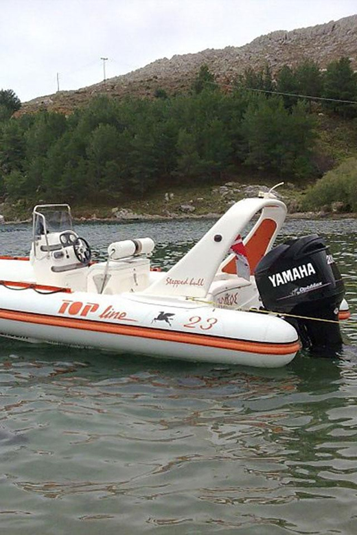 Half Day Cruise Akrotiri 6 Persons - Itinerary Highlights