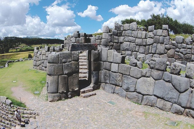 Half-Day Cusco City Tour: Four Ruins, Cathedral and Qorikancha - Itinerary Details