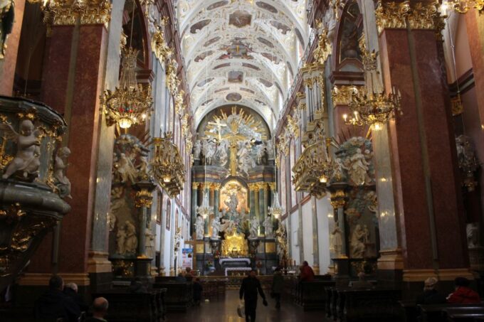 Half-Day Czestochowa Black Madonna Tour From Krakow - Transportation and Accessibility