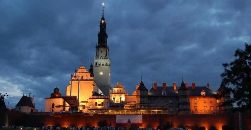Half-Day Czestochowa Black Madonna Tour From Krakow - Cancellation and Refund Policy