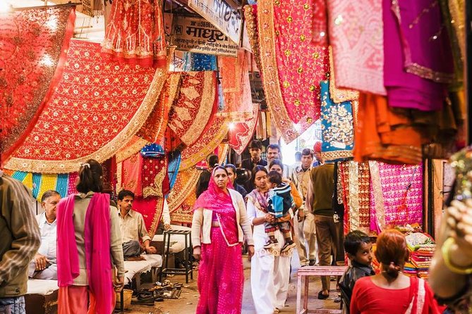 Half Day Delhi Shopping Tour With Shopping Consultant - Market Highlights and Offerings