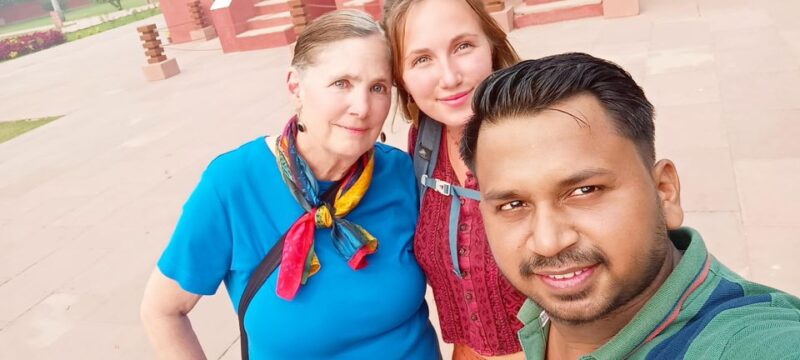 Half Day Delhi Walk Tour Jantar Mantar, Bangla Sahib & More - Second Stop: Agrasen Ki Baoli