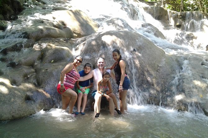 Half-Day Dunns River Falls, Blue Hole Tour With River Tubing From Ocho Rios - Highlights of the Tour