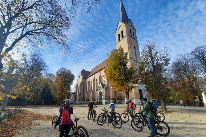 Half-Day E-Bike Tour Through Buda Hills to the Top of Budapest - Meeting and Pickup Details