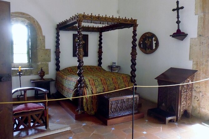 Half Day Excursion Colonial Zone Lighthouse to Colón and Tres Ojos From Santo Domingo - Highlights and Itinerary