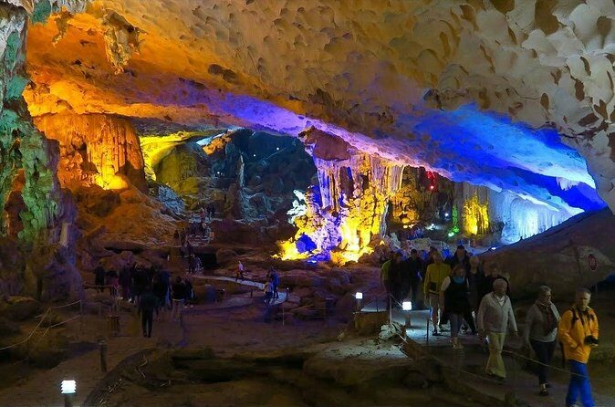 Half Day Explore Halong Bay With Lunch, Sung Sot Cave, Titop Island and Kayaking - Additional Notes on the Experience