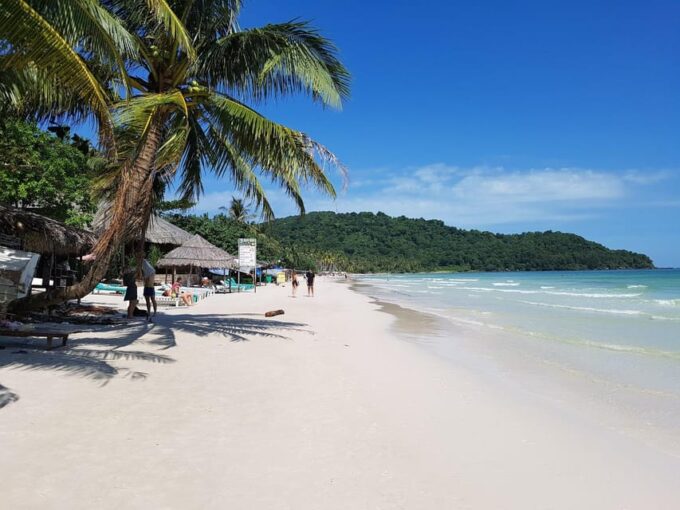 Half Day Explore South Island and Sunrise Flight Phu Quoc - Paragliding