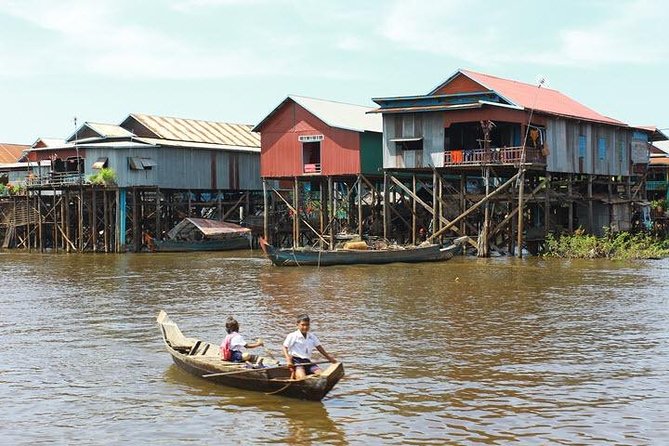 Half Day Exploring Kampong Pluk Floating Village -Private - Key Points