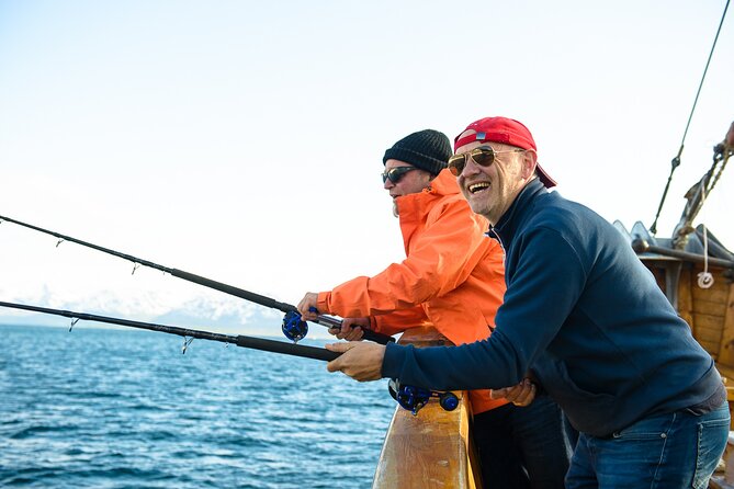 Half-Day Fishing & Fjord Cruise Adventure From Tromsø in Norway - Scenic Boat Cruising