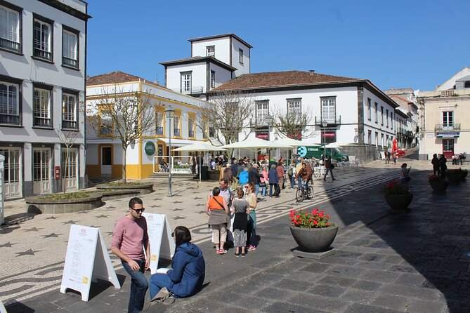 Half-Day Food Tour in Ponta Delgada With Breakfast - About Your Stay