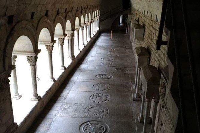 Half-Day Game of Thrones Walking Tour in Girona With a Guide - Church of Sant Feliu
