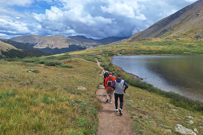 Half Day Guided Hike to 3 Beautiful Alpine Lakes - Health and Safety Guidelines