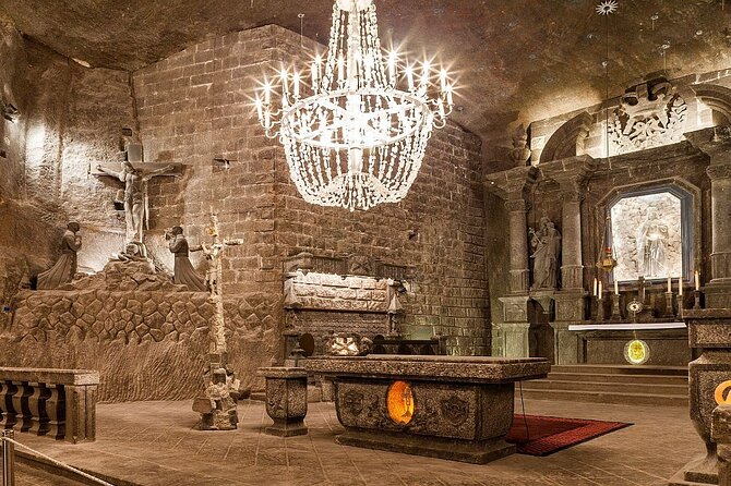 Half Day Guided Historical Tour in Wieliczka Salt Mines - Navigating the Salt Mines