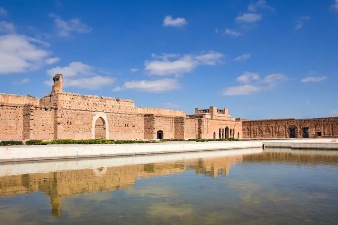Half-Day Guided Tour: Monuments and Souks of Marrakech - Explore the Medina