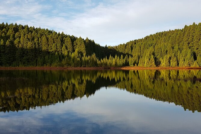 Half Day Guided Tour of Sete Cidades From Ponta Delgada - Meeting and Pickup Details