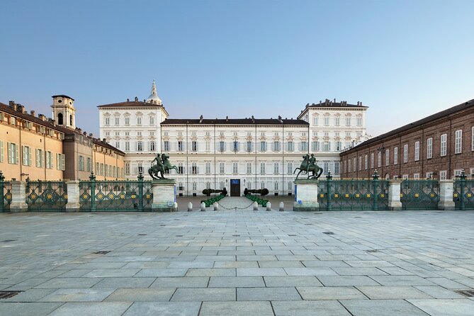 Half Day Guided Tour Turin: the Best of Baroque With Royal Palace - Meeting and Pickup