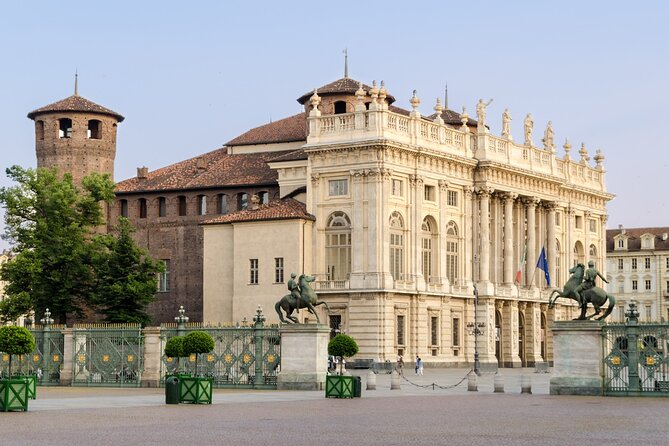 Half Day Guided Tour Turin: the Best of Baroque With Royal Palace - Baroque Architecture Highlights