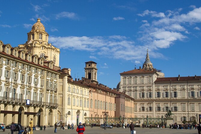 Half Day Guided Tour Turin: the Best of Baroque With Royal Palace - Tour Accessibility