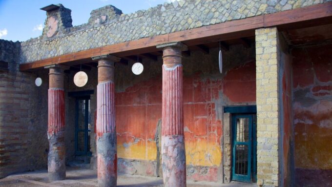 Half-Day Herculaneum and Pompeii Tour From Positano - Notable Discoveries