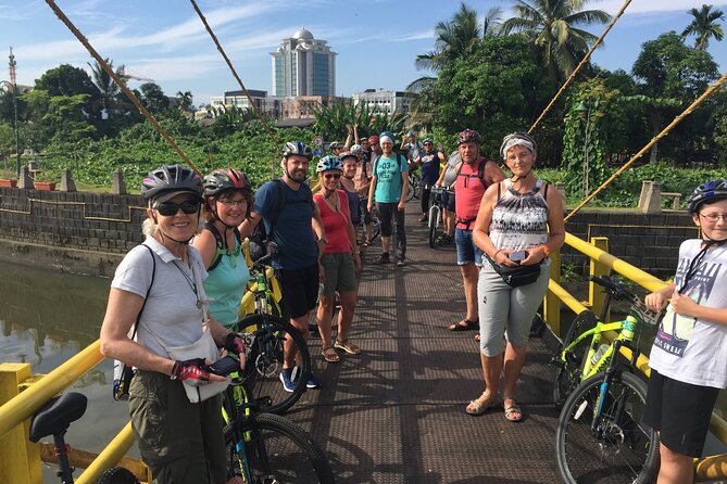 Half-Day Heritage Bike Tour in Kuching - Exploring Kuchings Open-Air Market