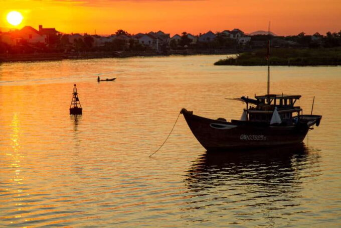 Half-day Hoi An Sunrise Or Sunset Photo Tour - Tour Booking and Details