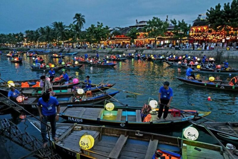 Half-Day Hoian Photo Tour With Lantern Release at Hoai River - Meeting Point and Transportation
