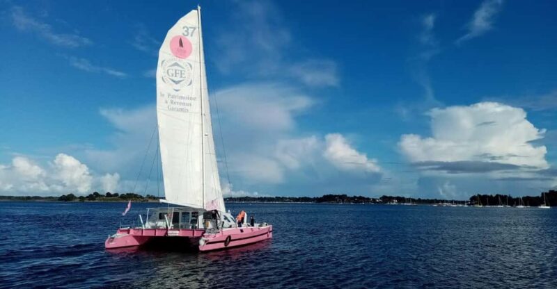 Half Day in the Bay of Concarneau - Sailing Experience