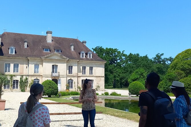 Half-Day in the Bordeaux Vineyard and Wine Tastings - Meeting and Pickup