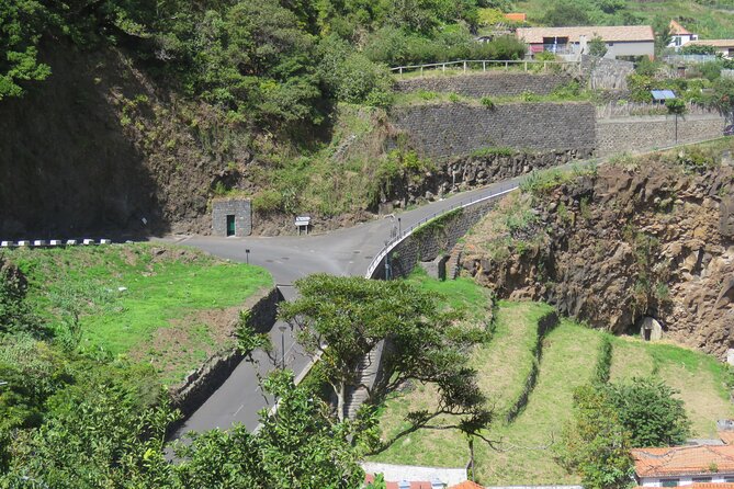 Half Day Jeep Wine Tour and Tasting, & Sea Cliff Adventure - Scenic Countryside and Vineyards