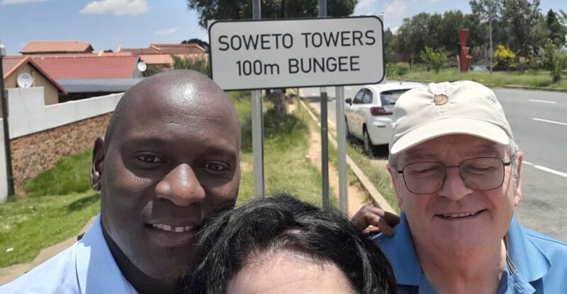 Half Day Johannesburg and Soweto Guided Tour - Included Services