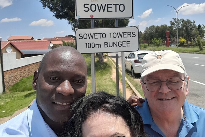 Half Day Johannesurg and Soweto Guided Tour - Key Points