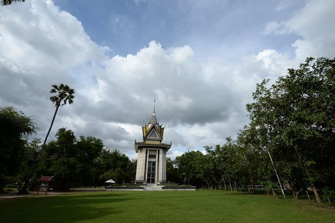 Half-Day Killing Field & Tuol Sleng Genocidal Museum With a Local Tuk Tuk Tours - Reviews