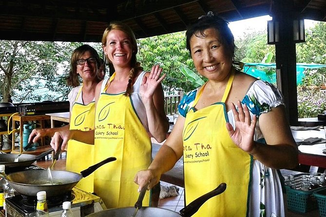 Half Day Lanta Thai Cookery School From Koh Lanta - Learning Environment