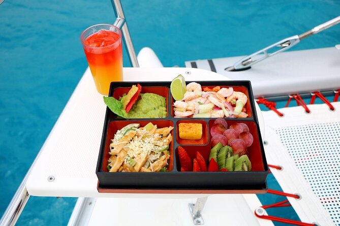 Half-Day Luxury Sailing Experience in Tulum With Open Bar - Customer Feedback and Experiences