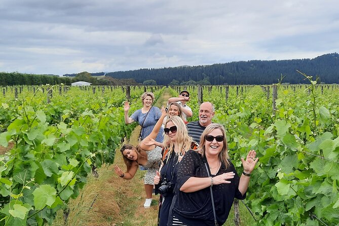 Half Day Martinborough Winery Tour From Wellington - Pickup Options and Meeting Points
