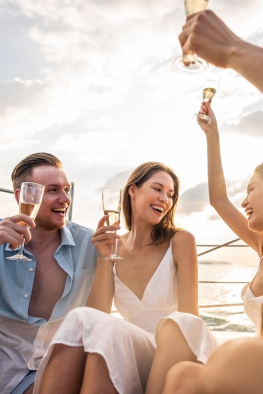 Half Day Morning Athens Cruise With Lunch and Swim Stop - Onboard Lunch and Delicacies