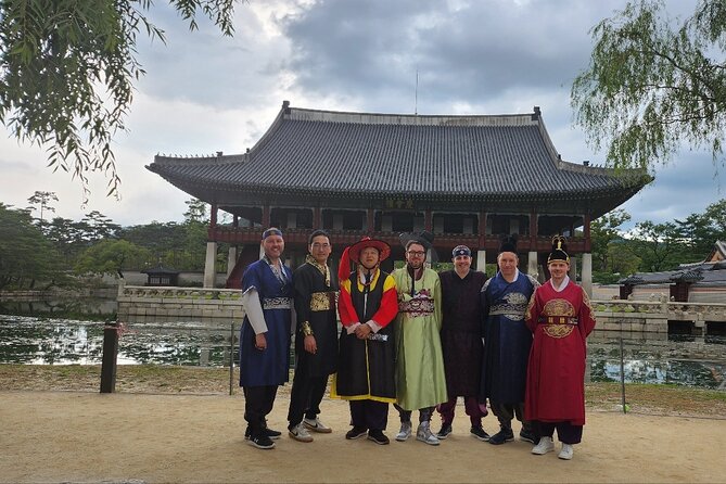 Half Day Morning Seoul City Tour - Taking in Namsangol Hanok Village