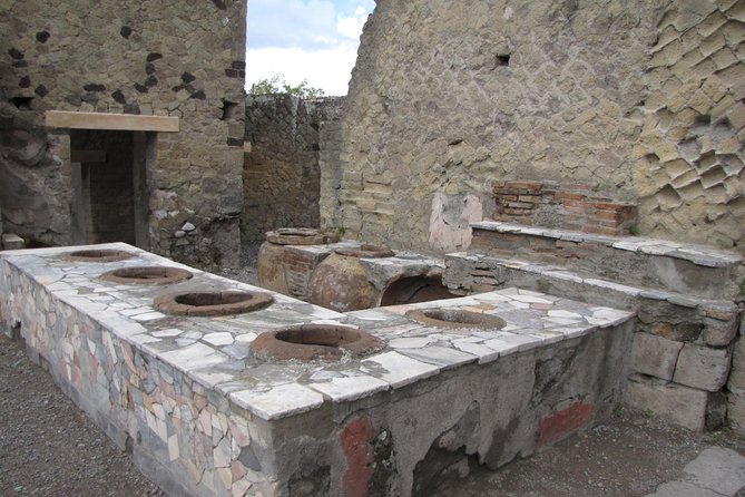 Half Day Morning Tour of Herculaneum From Sorrento - Exploring Herculaneum