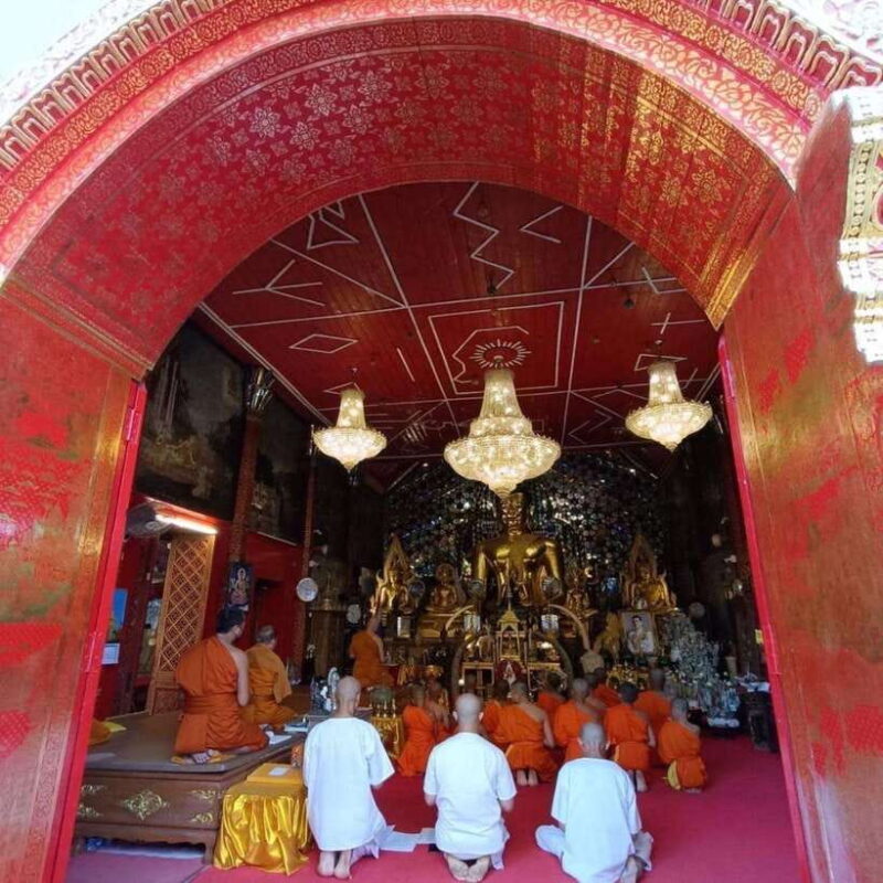 Half Day Morning Wat Pha Lat & Wat Phra That Doi Suthep Tour - Customer Experience