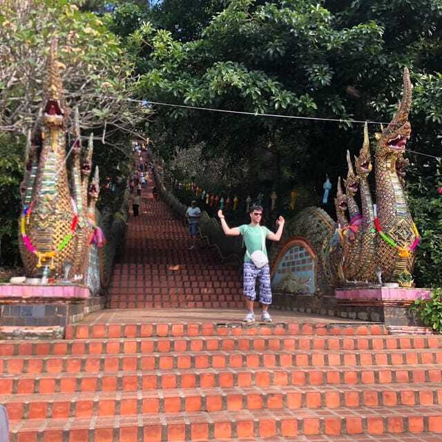 Half Day Morning Wat Pha Lat & Wat Phra That Doi Suthep Tour - What to Expect at Wat Pha Lat