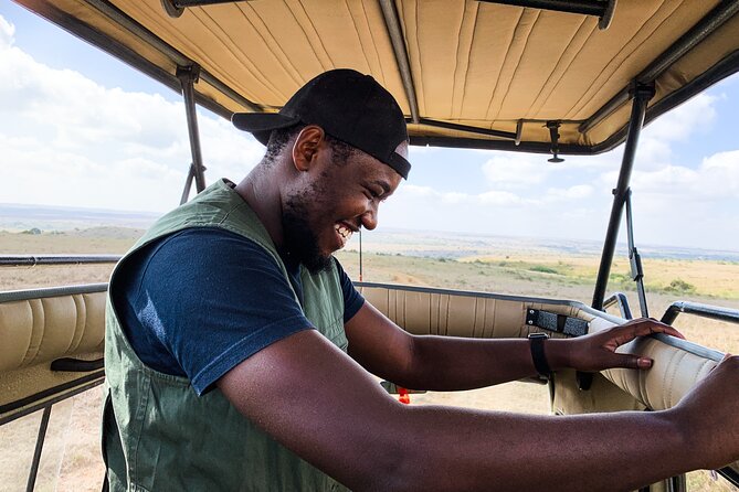 Half-Day Nairobi National Park and Maasai Market With Pick up - Review Highlights