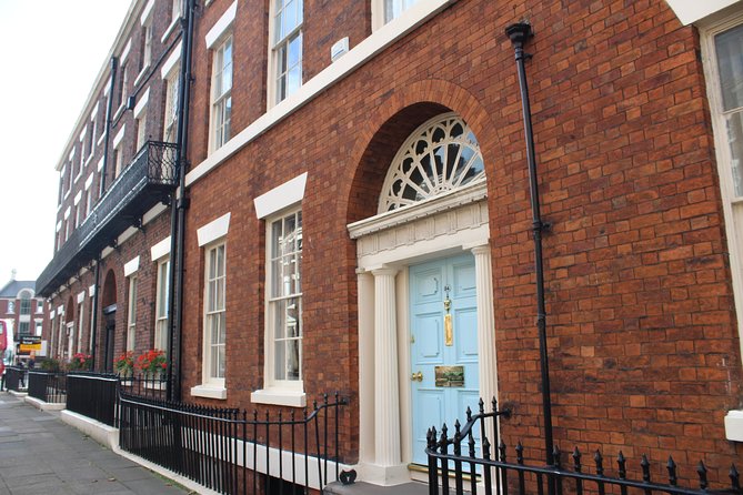 Half-Day Peaky Blinders Tour of Liverpool - Meeting and Pickup