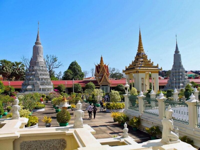 Half Day Phnom Penh Tour With Choeung Ek Genocidal - Inclusions and Exclusions