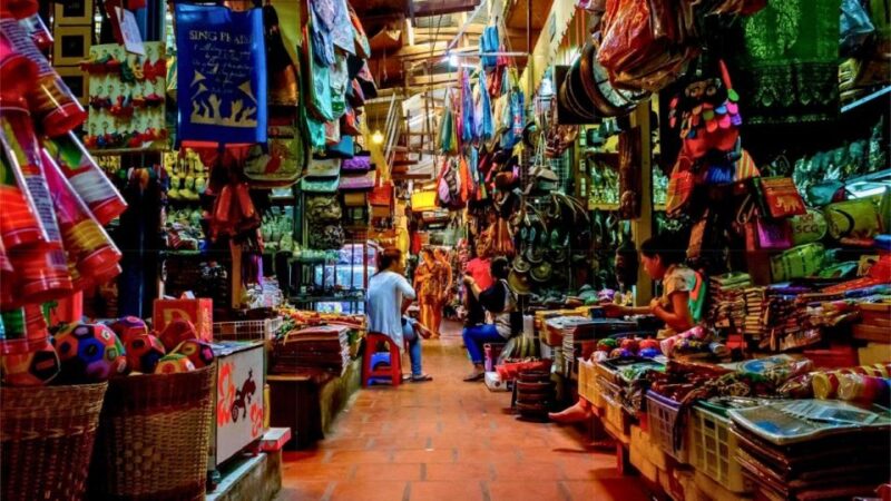 Half Day Phnom Penh Tour With Choeung Ek Genocidal - Flexible Booking and Cancellation
