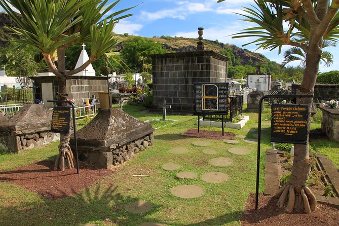 Half-Day Private and Guided Excursion of the West of Reunion - Pickup Information
